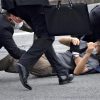The suspected shooter, Yamagami Tetsuya, being apprehended